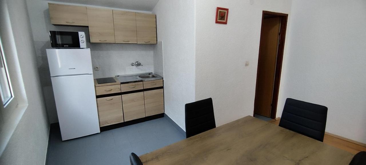 Apartments Andela Starigrad Paklenica Habitación foto